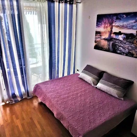 Alyssa Apartment
