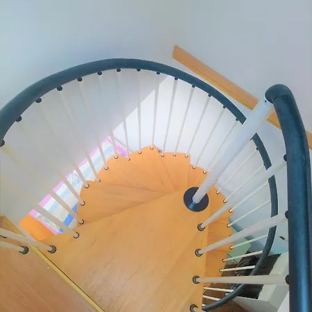 Alyssa Apartment *
